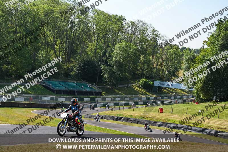 cadwell park;cadwell park photographs;cadwell trackday photographs;enduro digital images;event digital images;eventdigitalimages;peter wileman photography;racing digital images;trackday digital images;trackday photos
